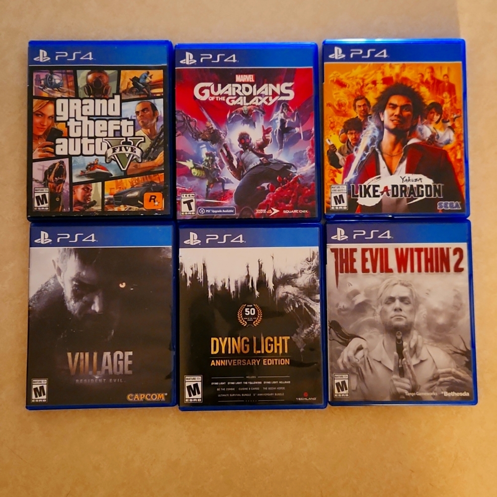 Ps4 Video game Bundle( 11 video games)